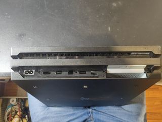 Carcasa PS4 PRO con Fuente de Alimentación