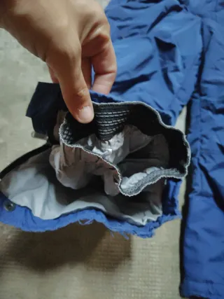 Mono de esquí azul talla 4