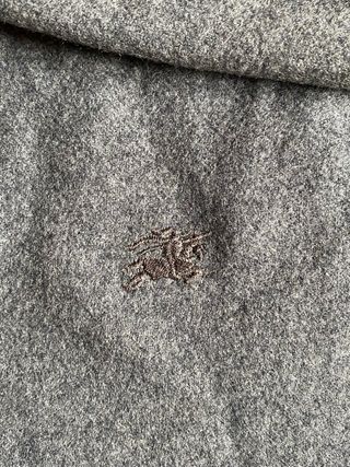 Bufanda Burberry Lambswool Gris