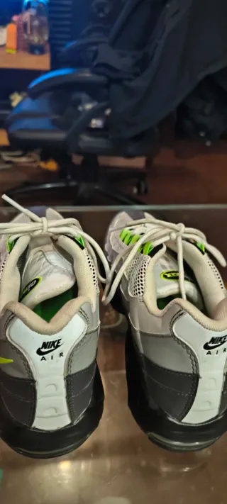 Nike Air Max 95 Gris y Verde Neón