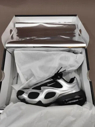 Zapatillas Nike Air Max Muse Plata y Negro