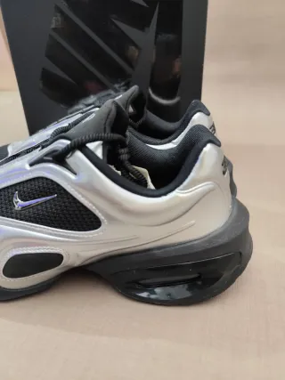 Zapatillas Nike Air Max Muse Plata y Negro