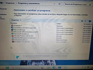 Portatile Lenovo con Windows 11 Pro e SSD da 120 GB