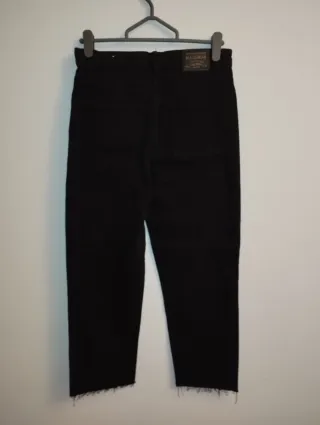 Pantalón vaquero Pull&Bear negro mujer
