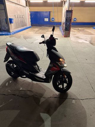 Moto 49cc Yamaha Jog RR