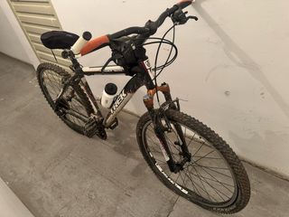 Bicicleta Trek 4 Series