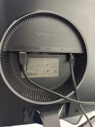 Monitor Samsung Curvo 24'' 144Hz FHD Gaming