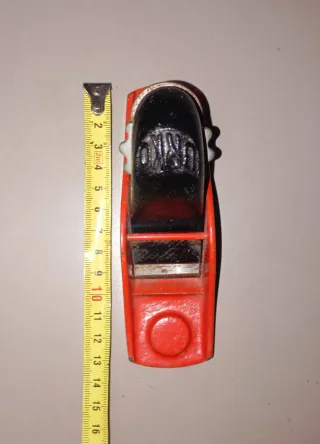 Cepillo de carpintero URKO