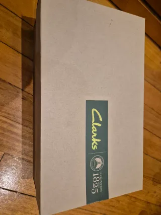 Zapatos Clarks Beige/Marrón