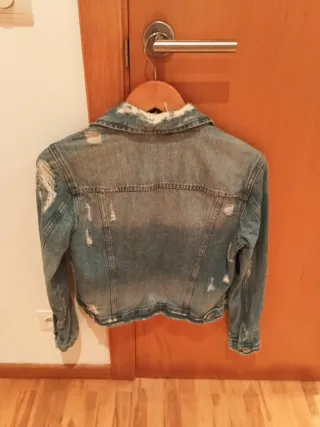 Cazadora vaquera desgastada azul Talla S