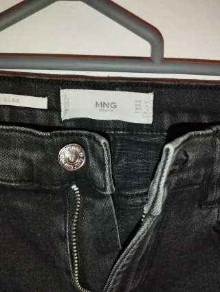 Pantalón vaquero mujer Mango negro