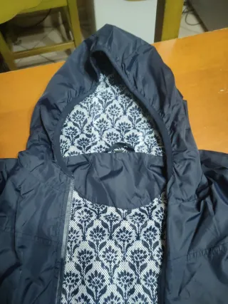 Giacca a vento con fantasia interna