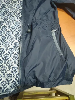 Giacca a vento con fantasia interna