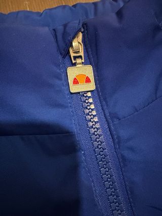 Chaqueta Ellesse Azul y Blanca