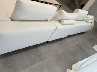 Sofá cheslong 4 plazas beige