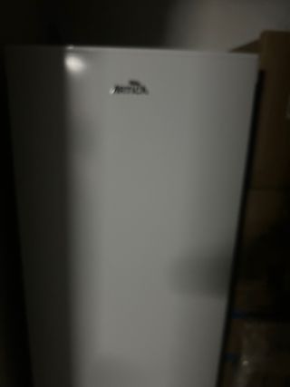 Congelatore verticale Ártica con vari cassetti