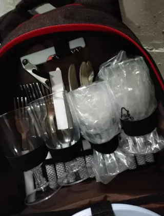 Mochila Picnic Negra y Roja