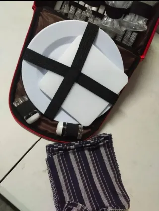 Mochila Picnic Negra y Roja