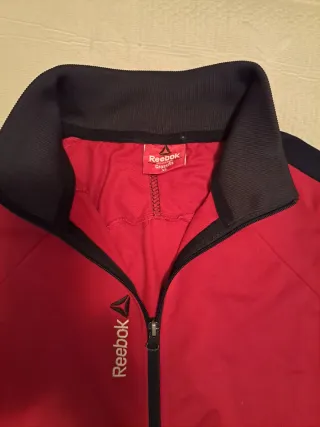 Chaqueta Reebok Roja