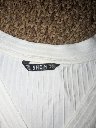 Top SHEIN blanco manga larga XS