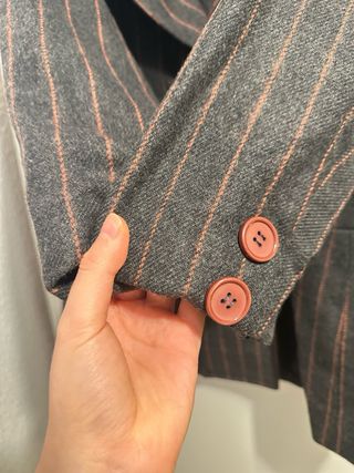 Chaqueta MAVE Raya Gris