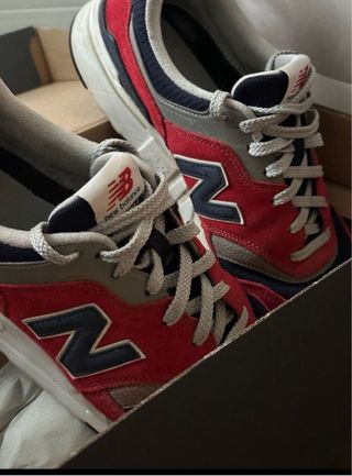 Zapatillas New Balance 997H Rojas y Azules 28.5/44