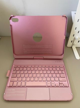 Funda con teclado para iPad