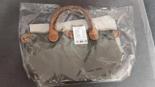 Bolso de mano y bandolera verde