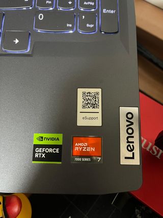 Lenovo LOQ 15 Portátil Gaming