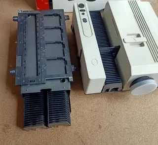 Proyector diapositivas Reflecta Classic AF