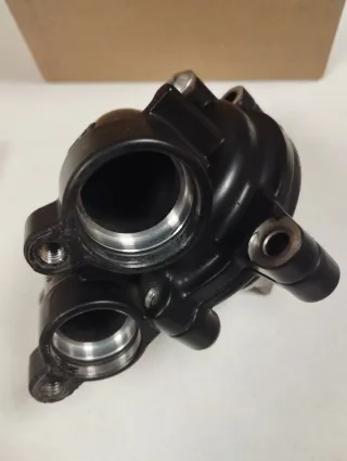 Bomba refrigerante BMW K 1600 GT 11518569272