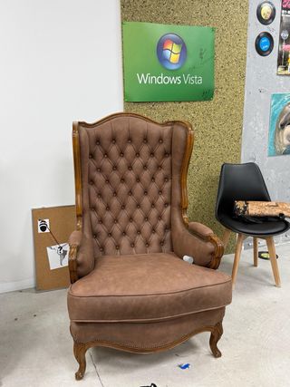 Juego 2 butacas orejeras clásicas