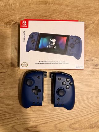 Nintendo Switch + Zelda Tears of Kingdom