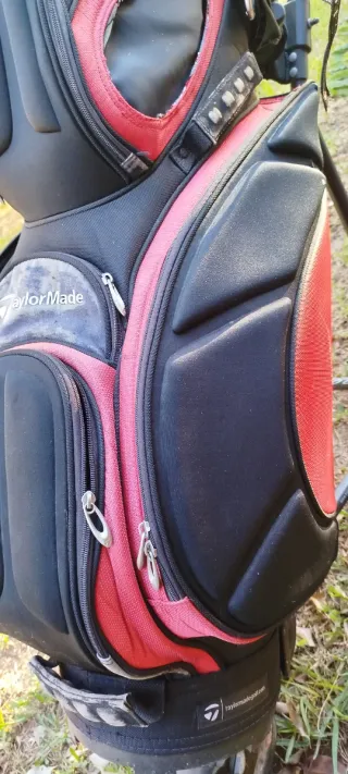 Bolsa de Golf Taylor Made Roja y Negra