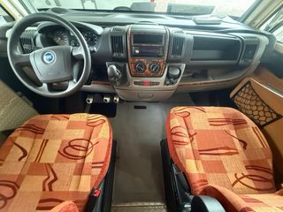 Autocaravana 6 metros /aire/enfriador/toldo/placa