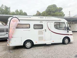 Autocaravana 6 metros /aire/enfriador/toldo/placa