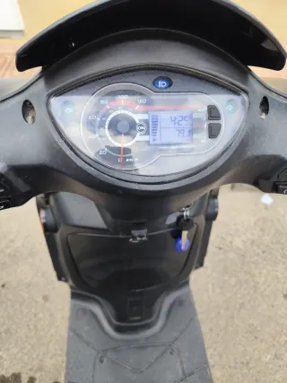 Moto SYM Symphony SR 125cc más fotos he info al dm