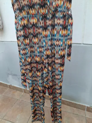 Mono estampado T L. Medidas en descripción