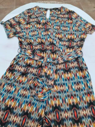 Mono estampado T L. Medidas en descripción