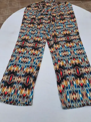 Mono estampado T L. Medidas en descripción