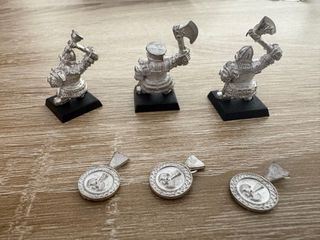 Warhammer Enanos Rompehierros