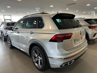 Volkswagen Tiguan R-LINE 2.0TDI 150CV DSG7 2021