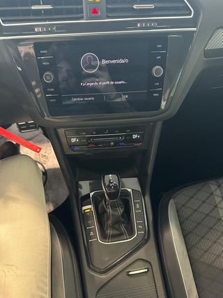 Volkswagen Tiguan R-LINE 2.0TDI 150CV DSG7 2021