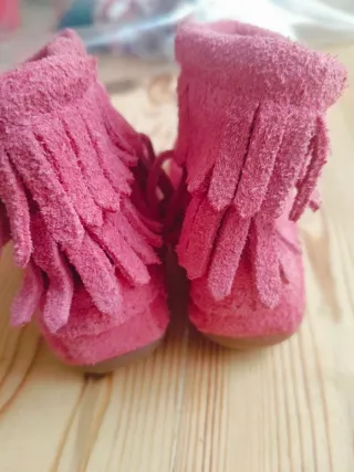 Botas Minnetonka 23 casi sin usar