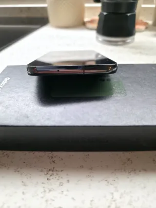 Samsung Galaxy S23 Plus + Cable USB-C