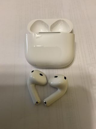 AIRPODS 4 NUEVOS