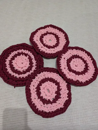 4 Cubremanteles Crochet Redondos