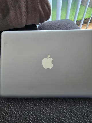 Apple MacBook Pro A1278 Plata