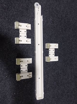 Juego amarre cajón PVC (3 pares) + guía.