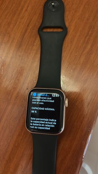 Apple Watch Series 5 (40mm)